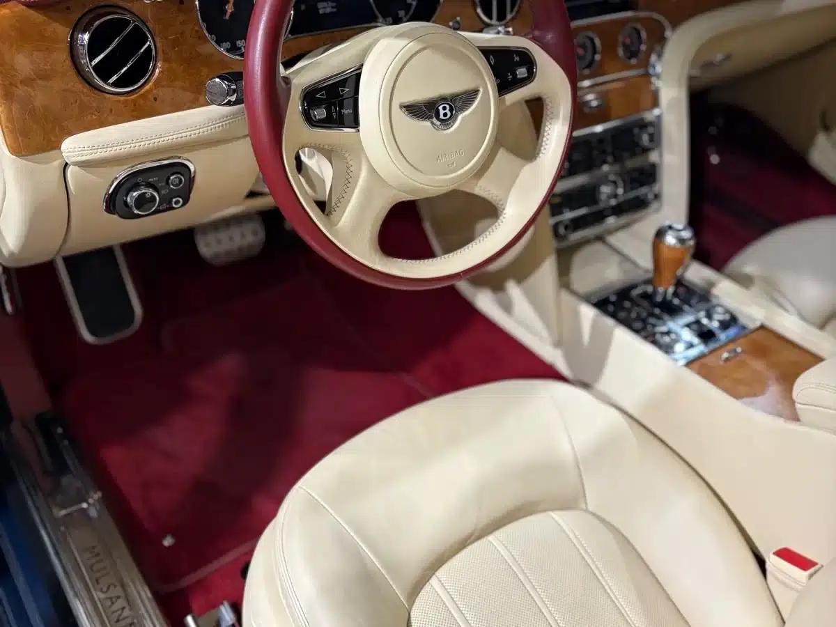 2013 Mulsanne 6.8T Mulliner Special Edition — миниатюра 13