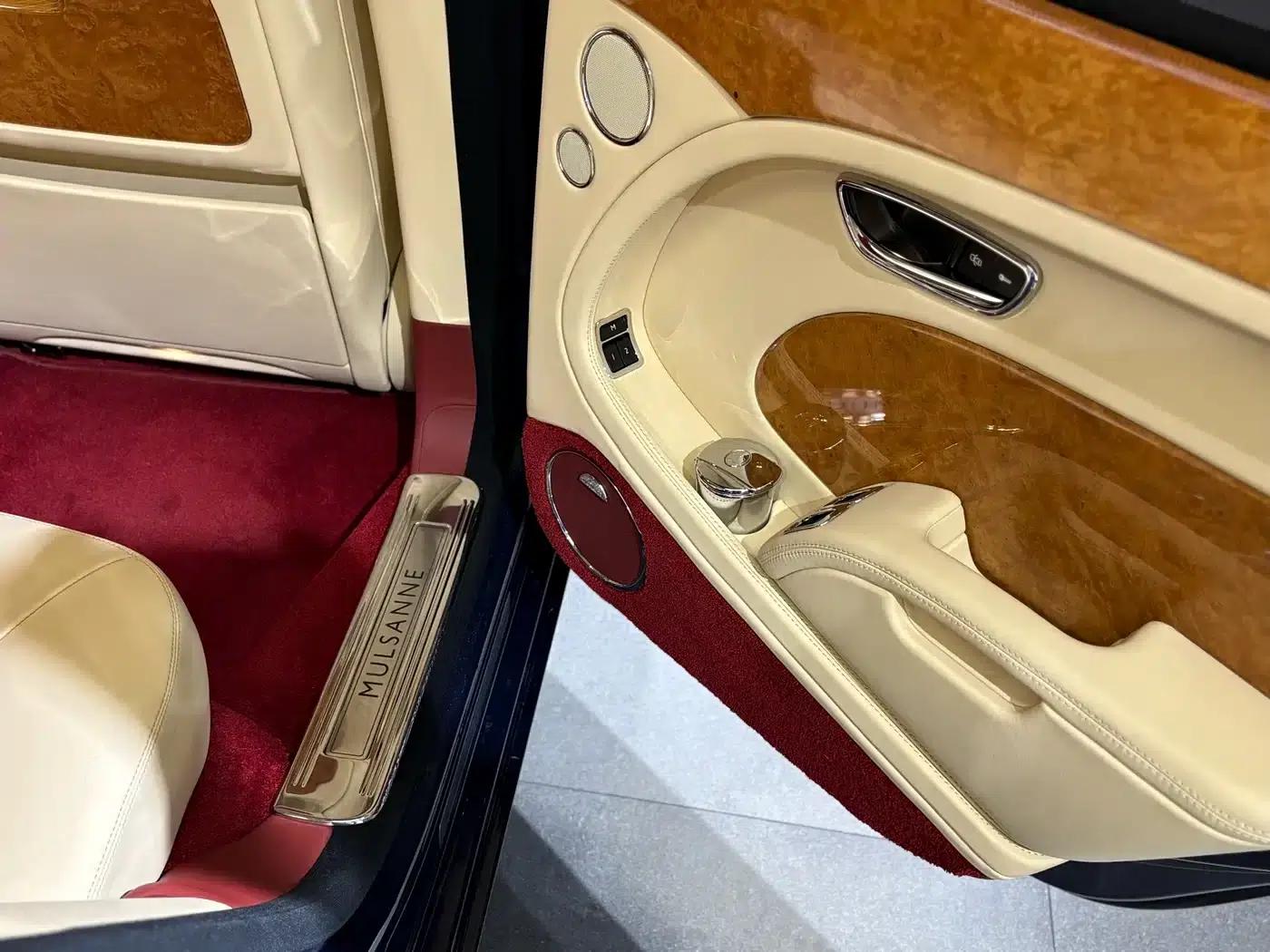 2013 Mulsanne 6.8T Mulliner Special Edition — миниатюра 23