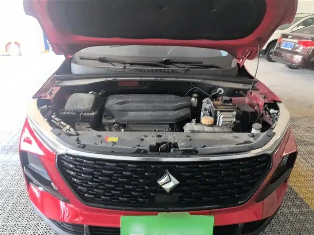Baojun RS-3 2020 1.5L CVT 24-Hour Online Elite Edition — миниатюра 20