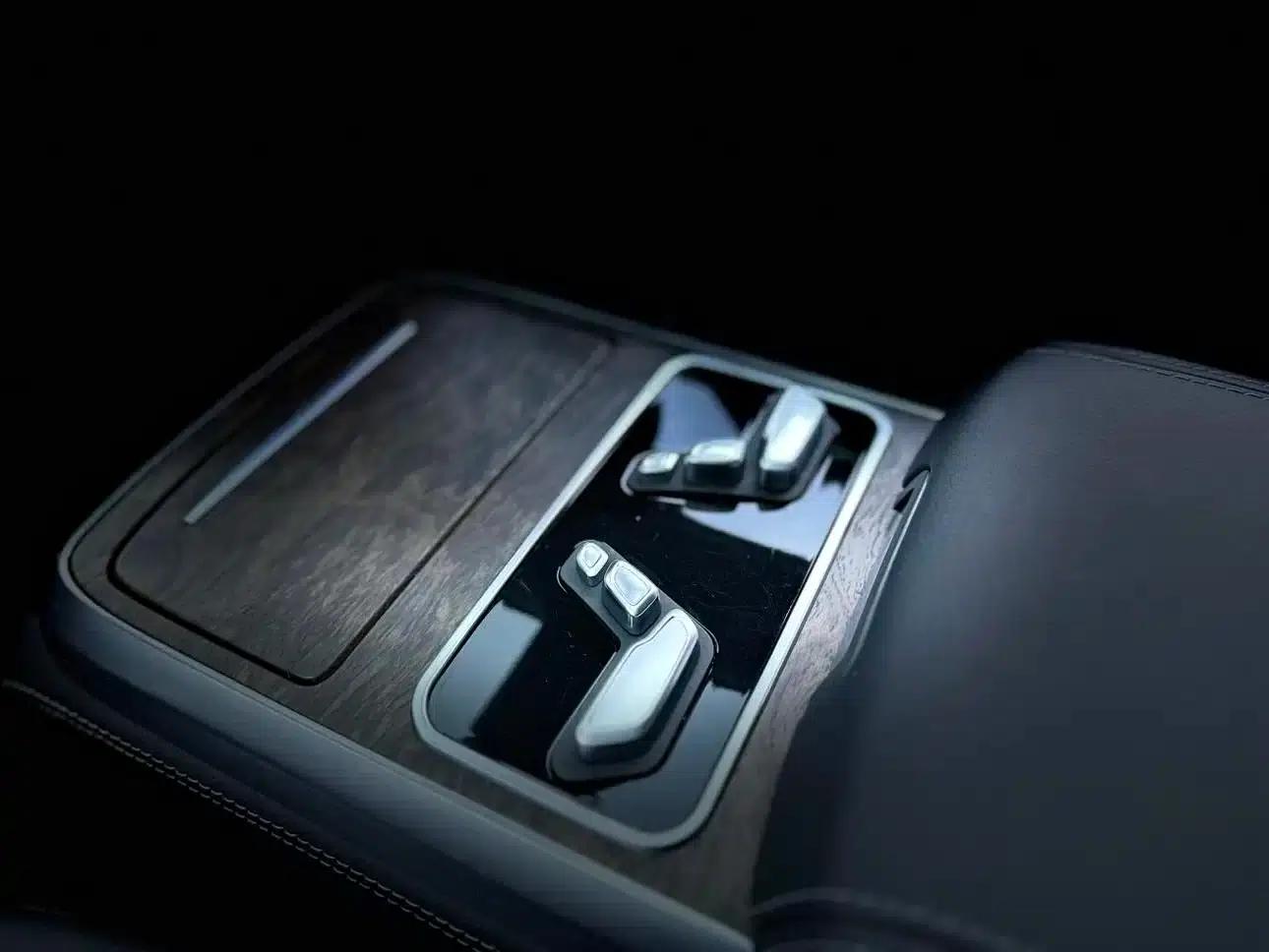 Beijing BJ90 2021 4.0T Premium Edition — миниатюра 22