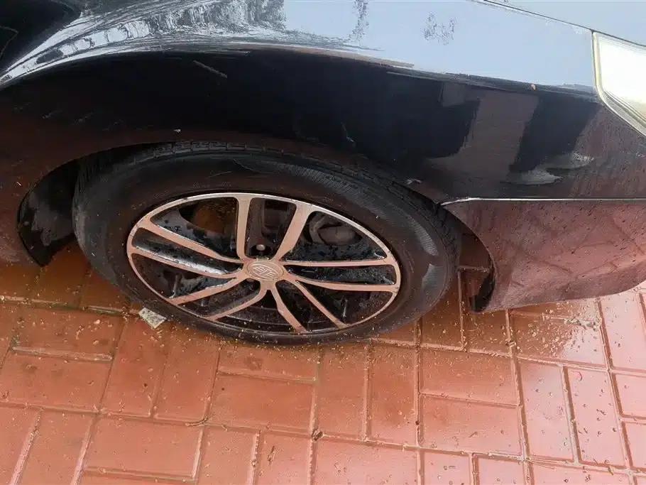 Besturn B50 2013 1.6L Manual Deluxe Edition — миниатюра 6
