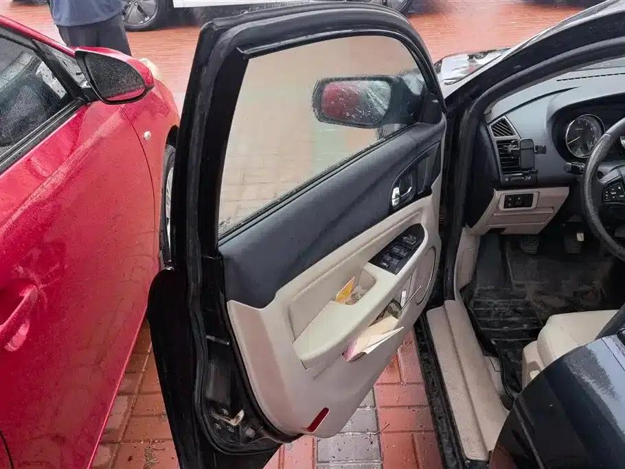 Besturn B50 2013 1.6L Manual Deluxe Edition — миниатюра 7