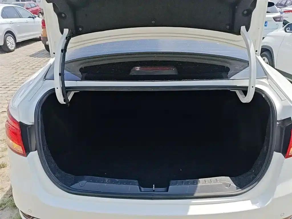 Besturn B50 2016 1.6L Automatic Luxury Edition — миниатюра 19