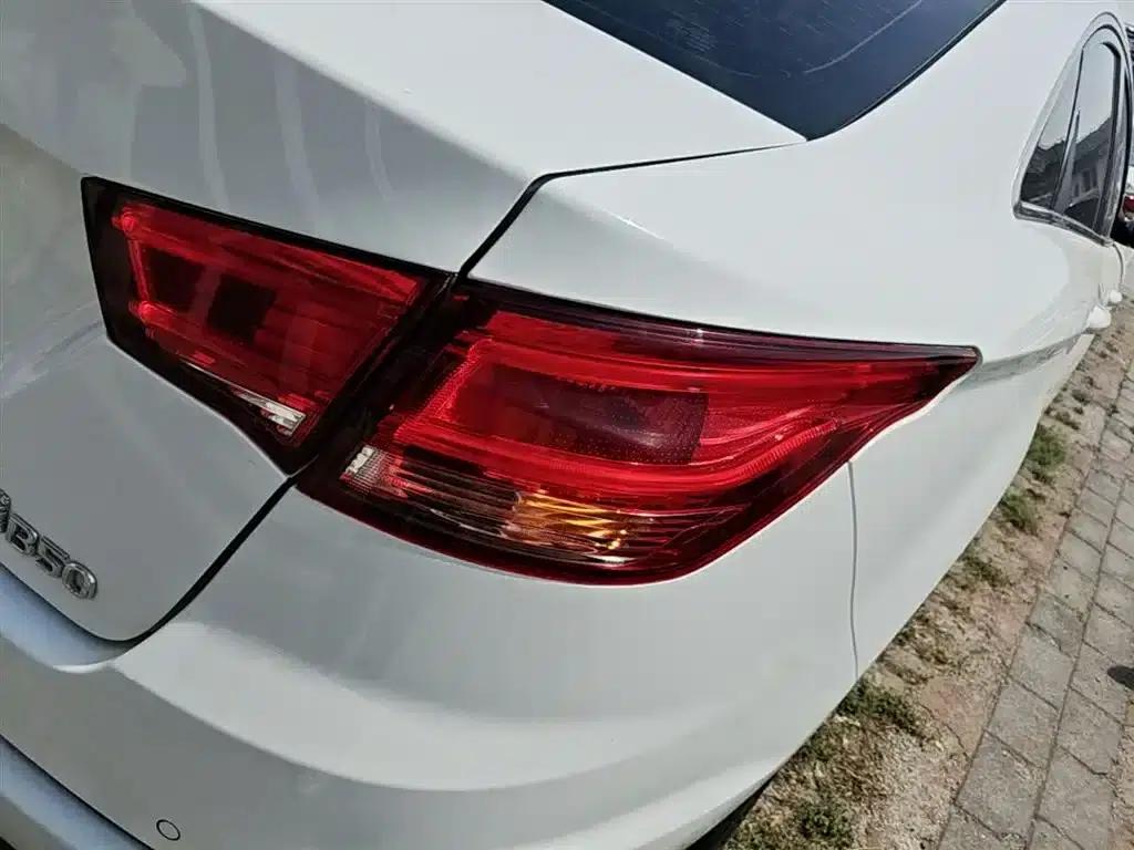 Besturn B50 2016 1.6L Automatic Luxury Edition — миниатюра 8
