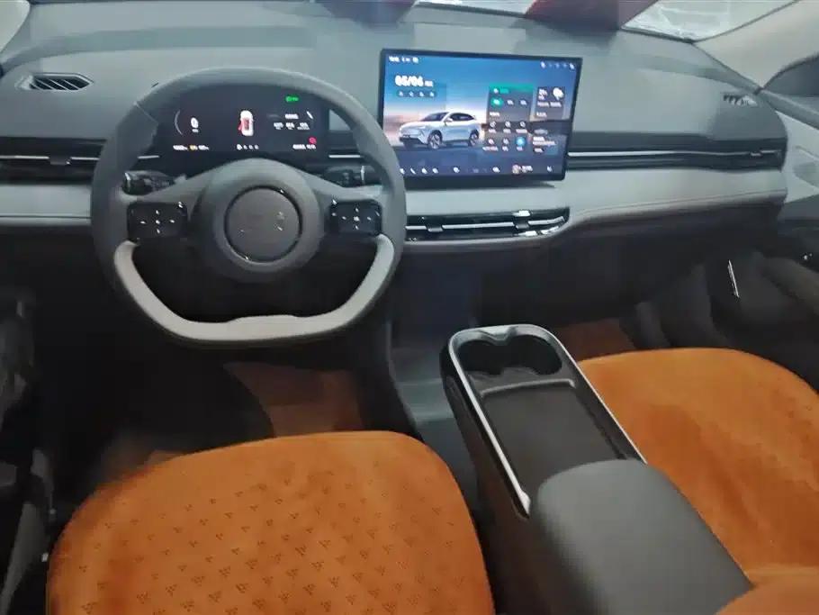 Yueyi 03 2025 Model 565km Enjoy Edition — миниатюра 12