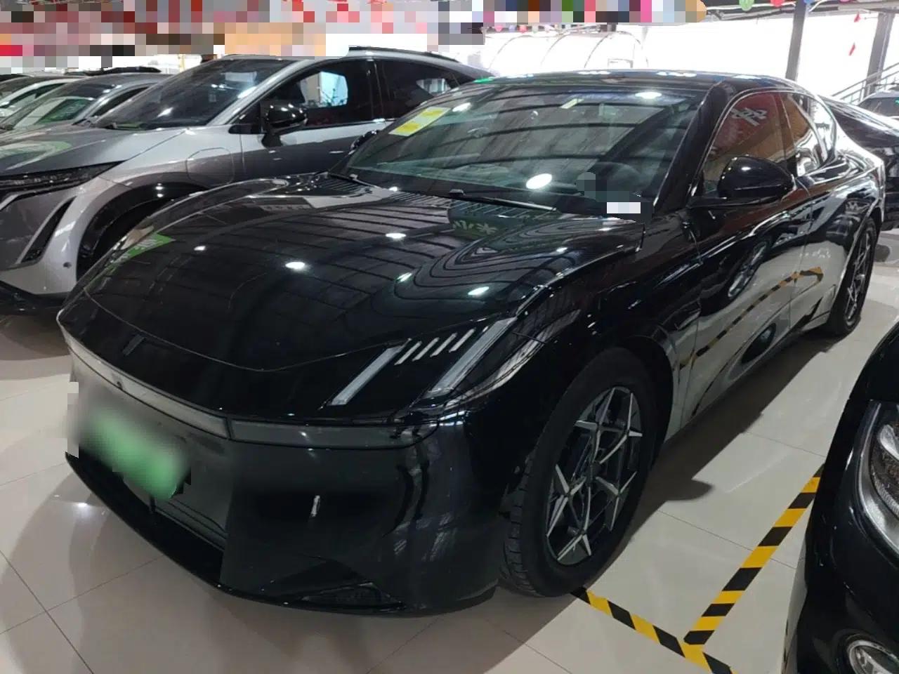 Lynk & Co Z10 2025 95 kWh 766 km Range Rear-Wheel Drive Max — миниатюра 1
