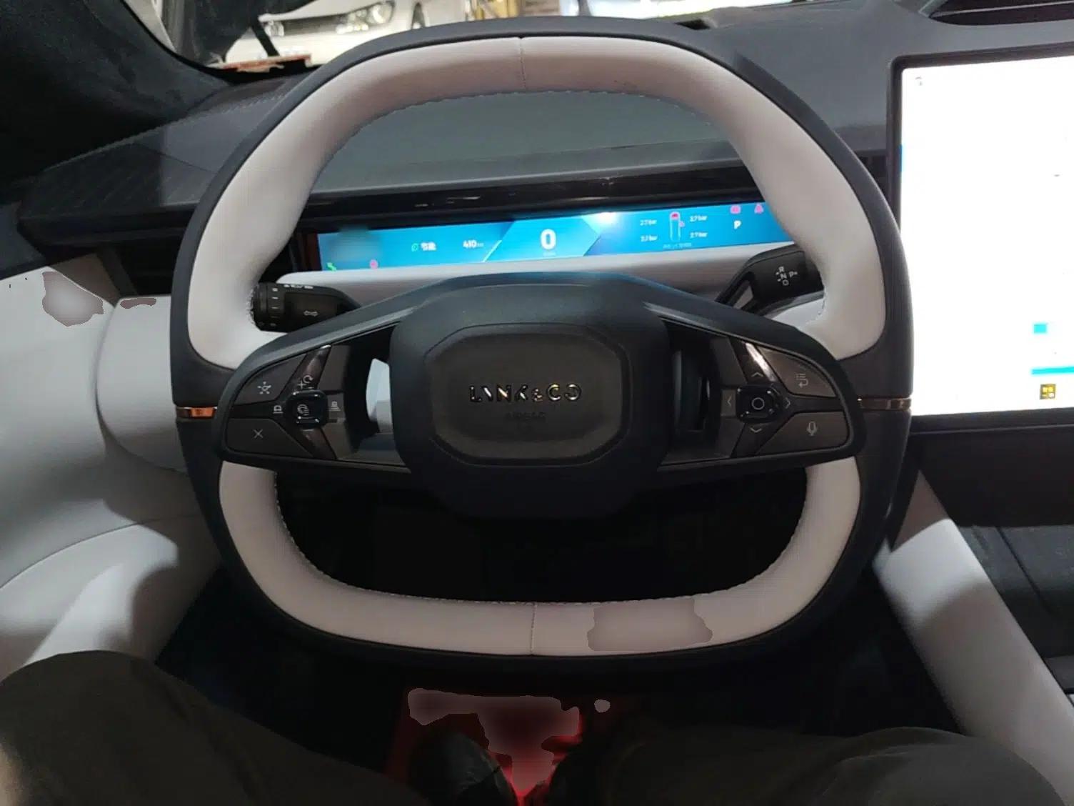 Lynk & Co Z10 2025 95 kWh 766 km Range Rear-Wheel Drive Max — миниатюра 14