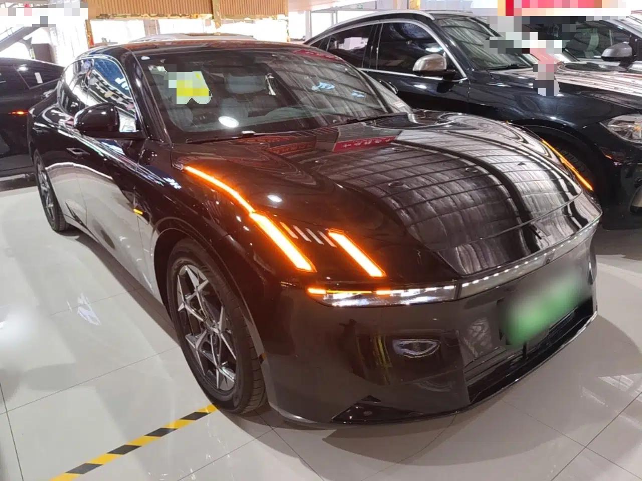 Lynk & Co Z10 2025 95 kWh 766 km Range Rear-Wheel Drive Max — миниатюра 3