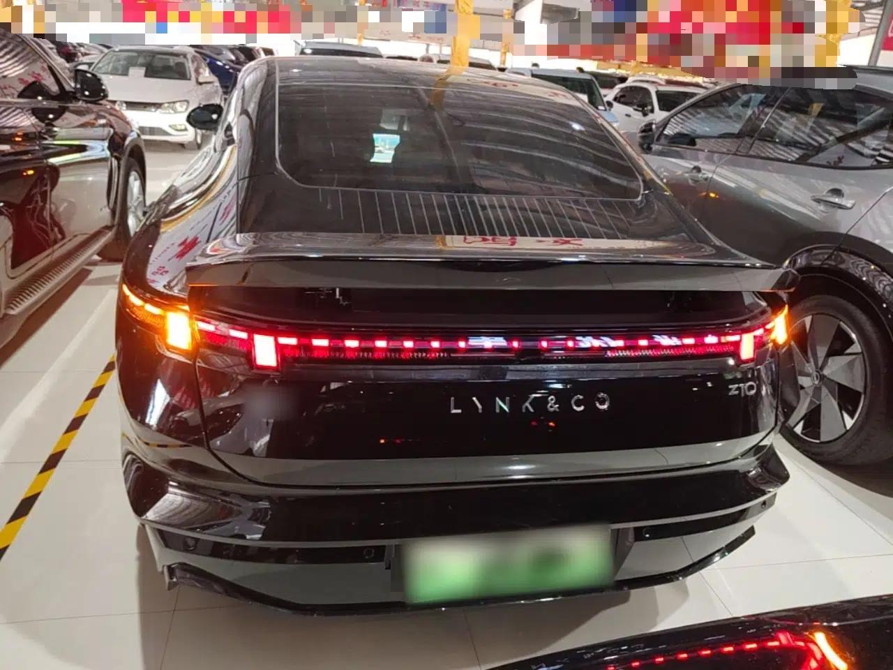 Lynk & Co Z10 2025 95 kWh 766 km Range Rear-Wheel Drive Max — миниатюра 5