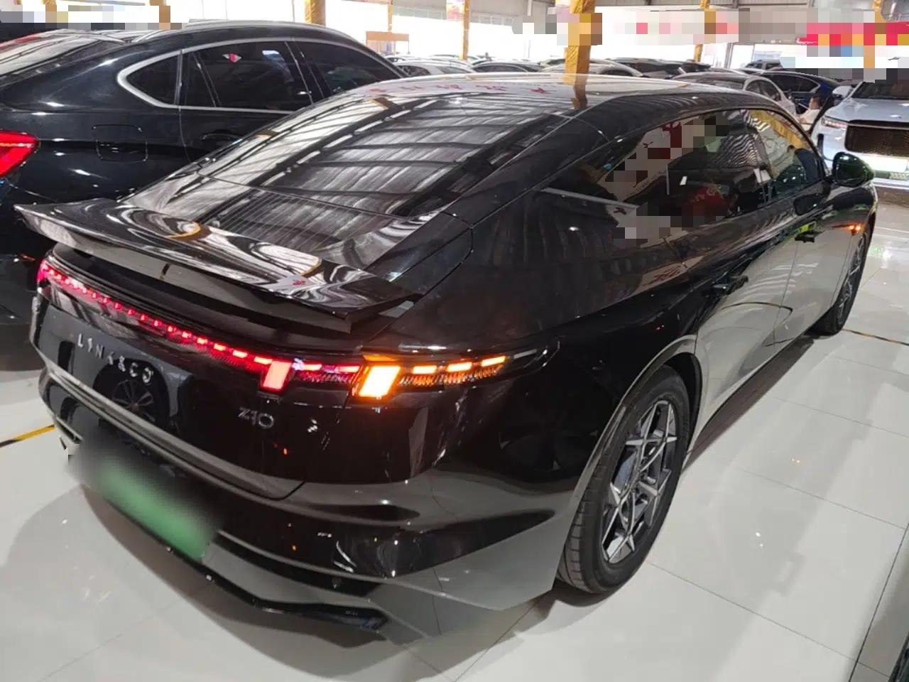 Lynk & Co Z10 2025 95 kWh 766 km Range Rear-Wheel Drive Max — миниатюра 6