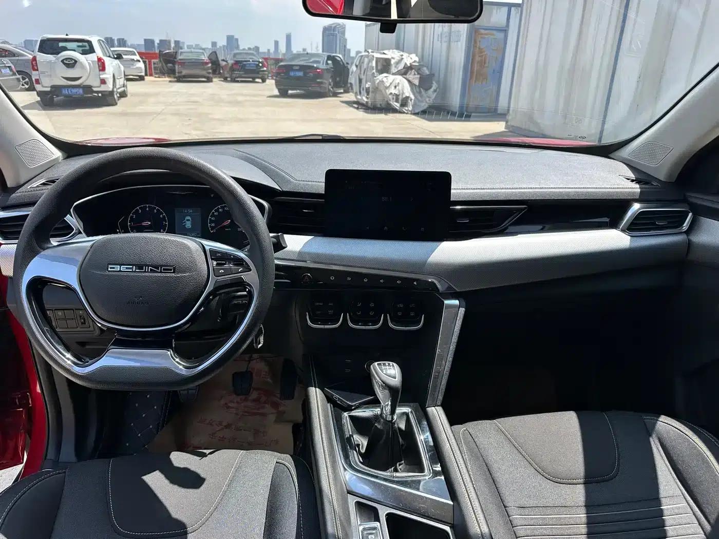 Beijing X3 2019 1.5L Manual Glory Edition — миниатюра 9