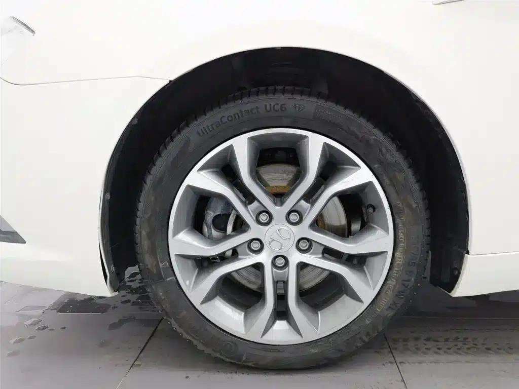 Senova D70 2018 Performance Edition 1.8T Comfort Edition — миниатюра 17