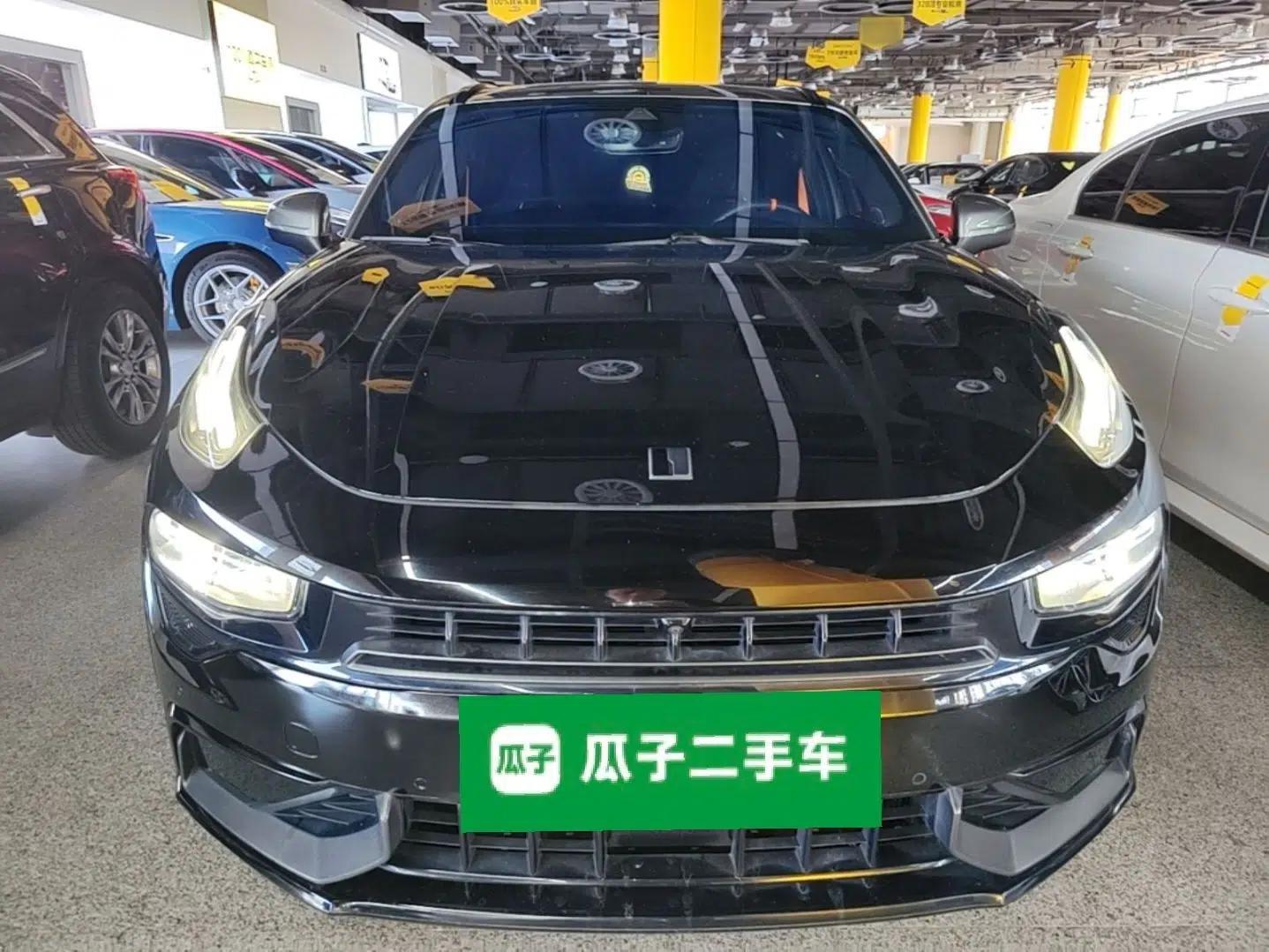 Lynk & Co 02 Hatchback 2021 2.0TD Halo — миниатюра 2