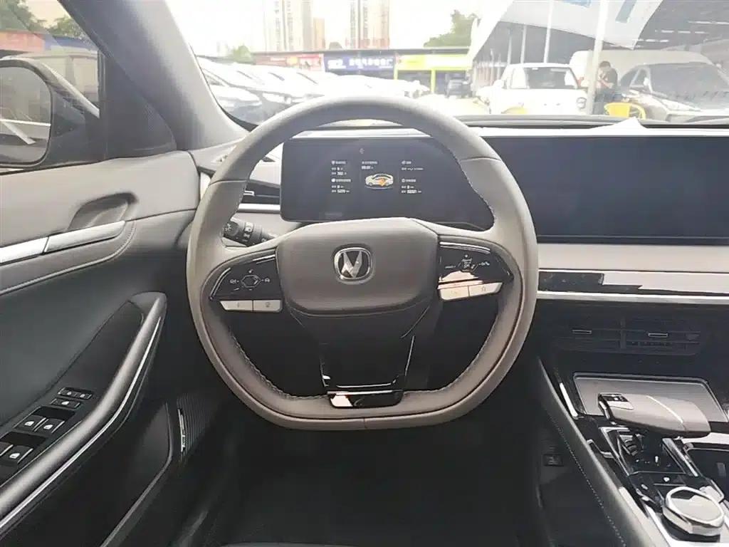 Ruicheng PLUS 2023 1.5T DCT Navigator Edition — миниатюра 11