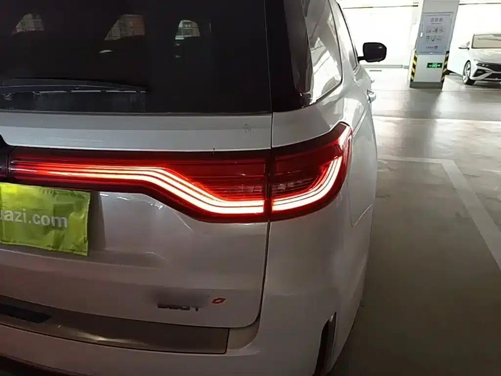 Changan CS95 2019 2.0T 2WD Luxury Edition — миниатюра 8
