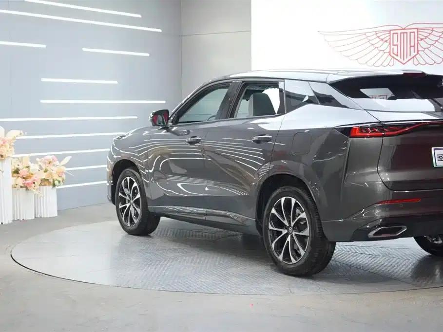 Changan UNI-Z New Energy 2024 Blue Whale Smart Electric iDD 125km Superior Edition — миниатюра 3