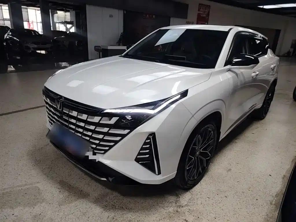 Changan UNI-Z 2025 1.5T Luxury Edition — миниатюра 2