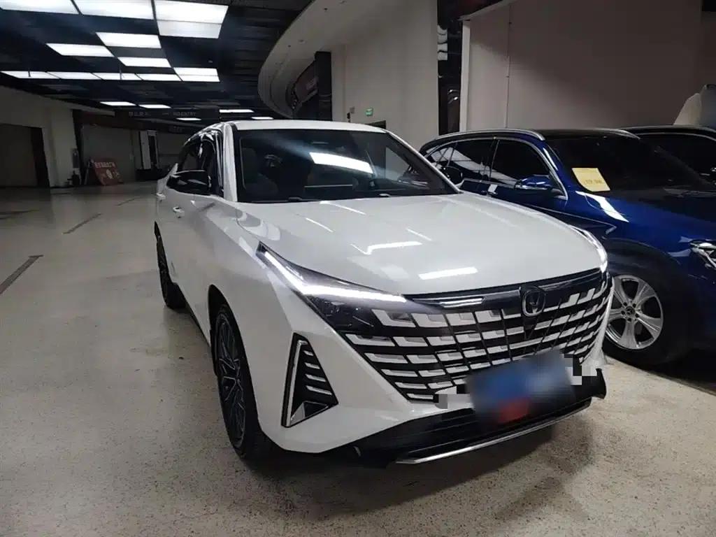 Changan UNI-Z 2025 1.5T Luxury Edition — миниатюра 4