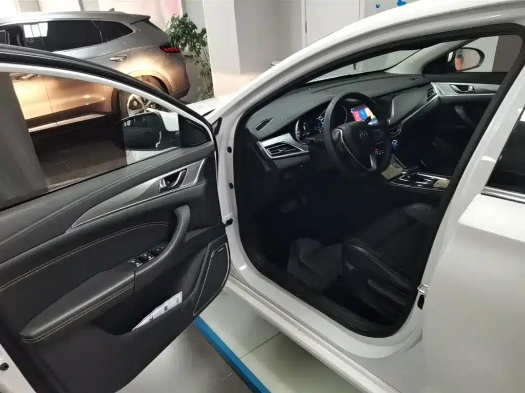 Changan Eado New Energy 2019 EV460 Shared Edition — миниатюра 16
