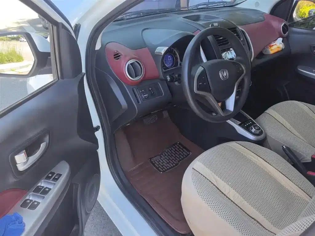 Benben 2015 1.4L IMT Premium Edition (National V Emission Standard) — миниатюра 13