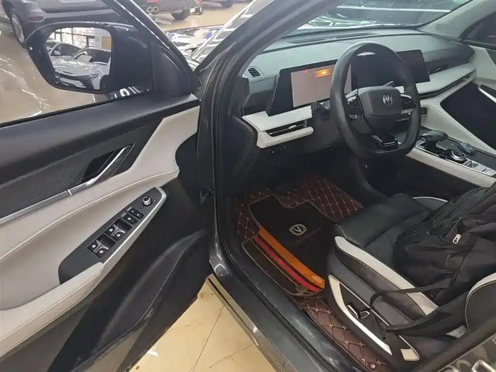 Changan CS75 PLUS Smart Electric iDD 2023 Model Smart Electric iDD Leading Edition — миниатюра 16