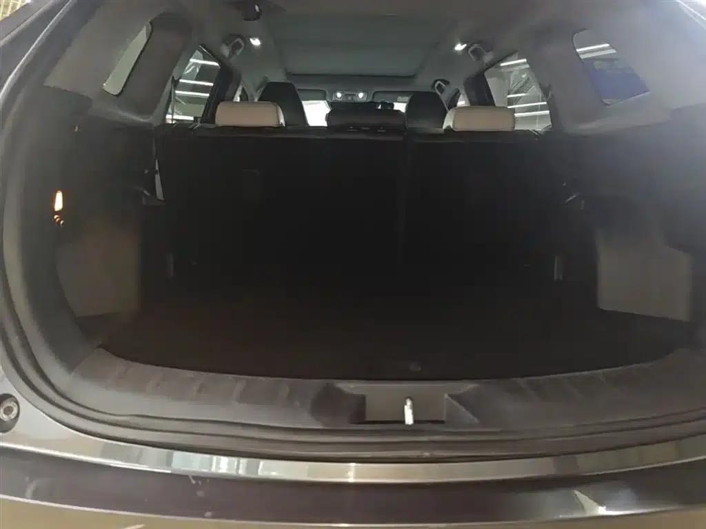 Changan CS75 PLUS Smart Electric iDD 2023 Model Smart Electric iDD Leading Edition — миниатюра 19