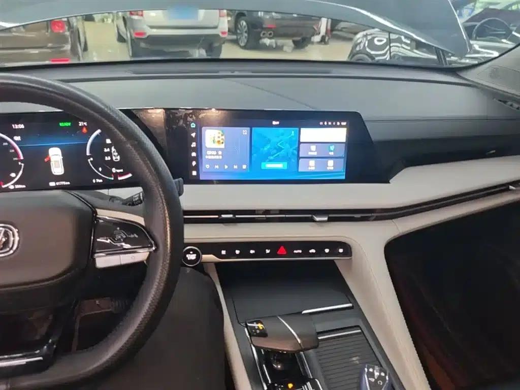 Changan CS75 PLUS Smart Electric iDD 2023 Model Smart Electric iDD Leading Edition — миниатюра 10