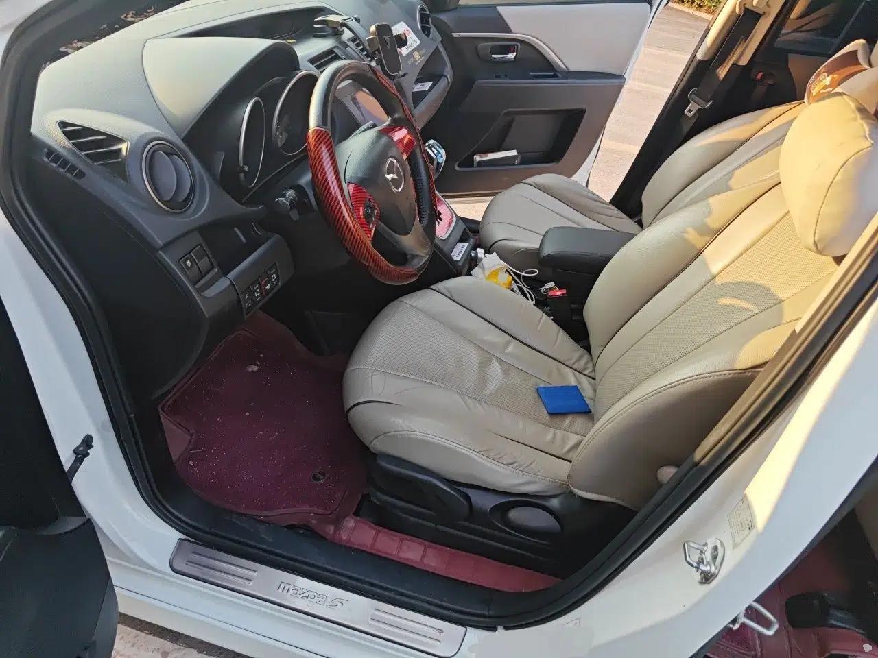 Mazda 5 2013 2.0L Automatic Luxury Edition — миниатюра 16