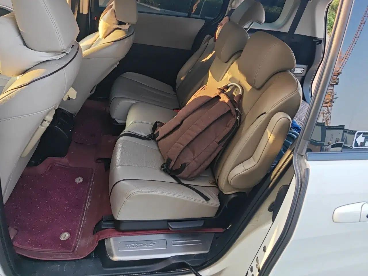 Mazda 5 2013 2.0L Automatic Luxury Edition — миниатюра 18