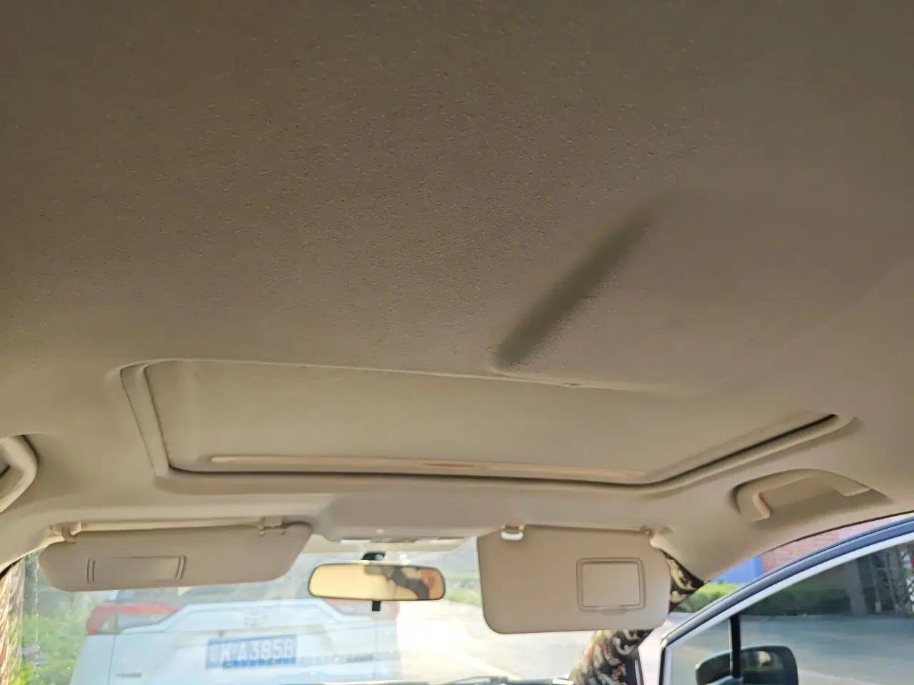 Mazda 5 2013 2.0L Automatic Luxury Edition — миниатюра 19