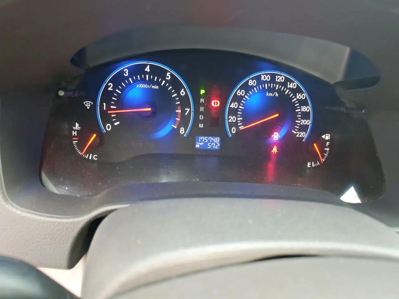 Mazda 8 2011 2.3L Elite Edition — миниатюра 13