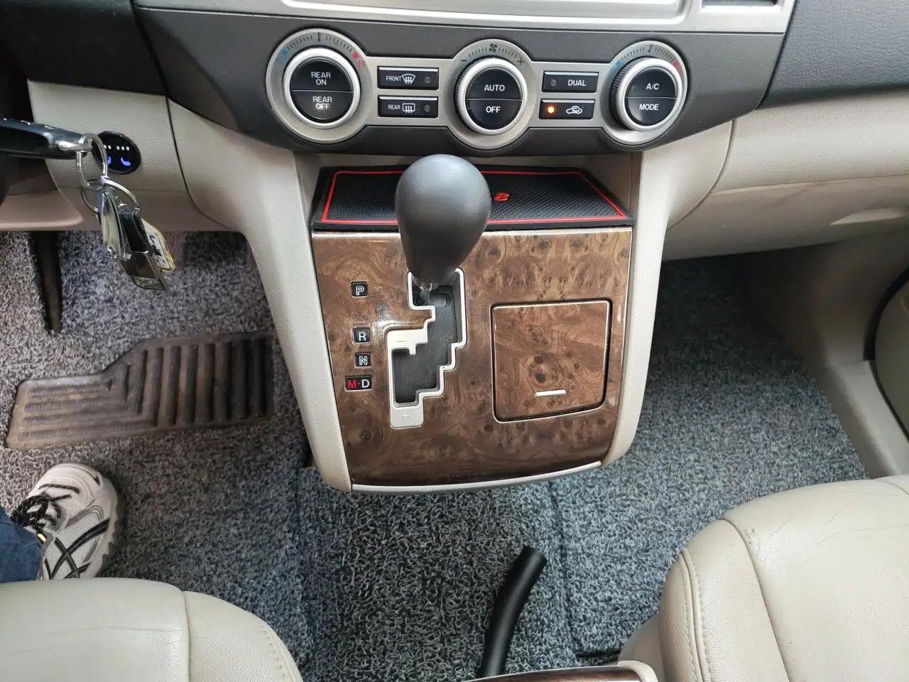 Mazda 8 2011 2.3L Elite Edition — миниатюра 15