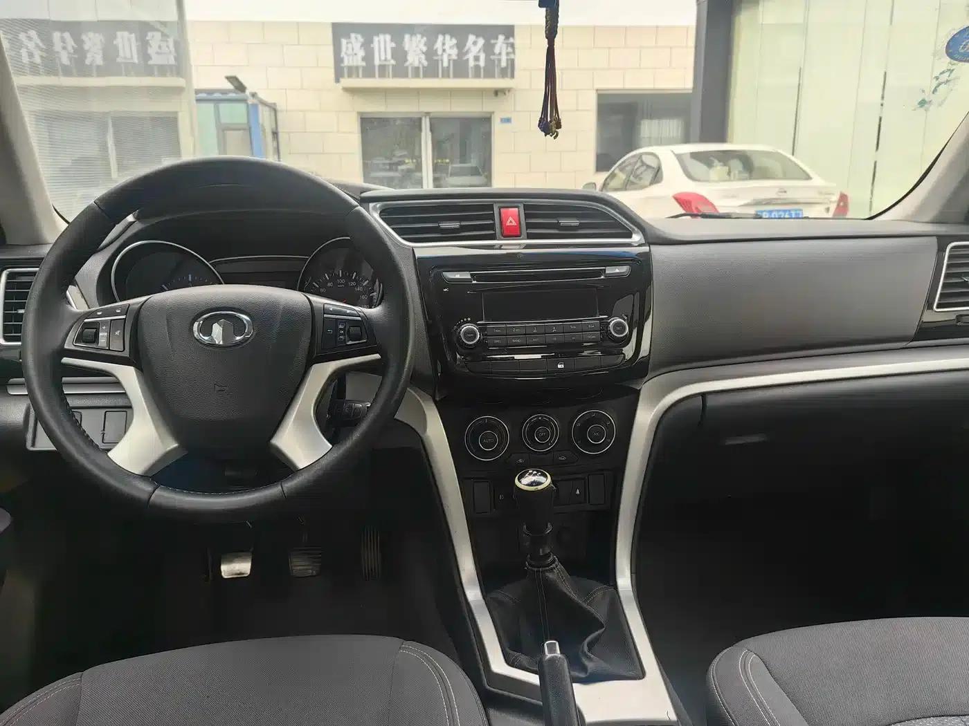 Wingle 6 2014 2.0T 2WD Elite 4D20B — миниатюра 8