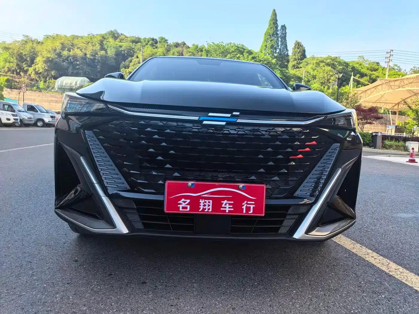 Changan Oushang X5 PLUS 2023 Facelift 1.5T DCT Navigator Edition — миниатюра 3