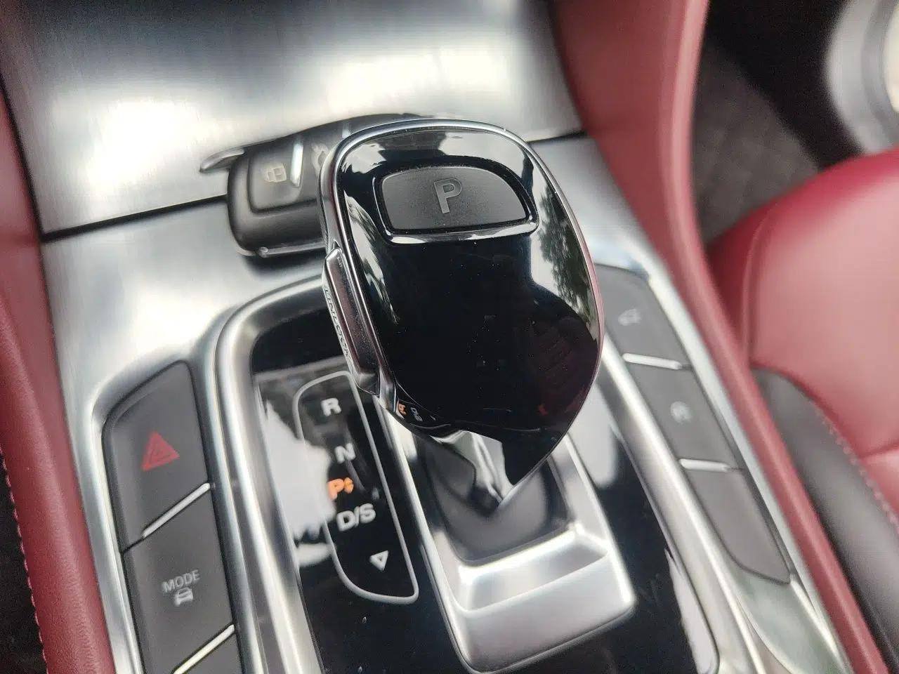 MG HS 2019 30T Automatic 2WD Trophy Supreme Edition China VI Standard — миниатюра 15