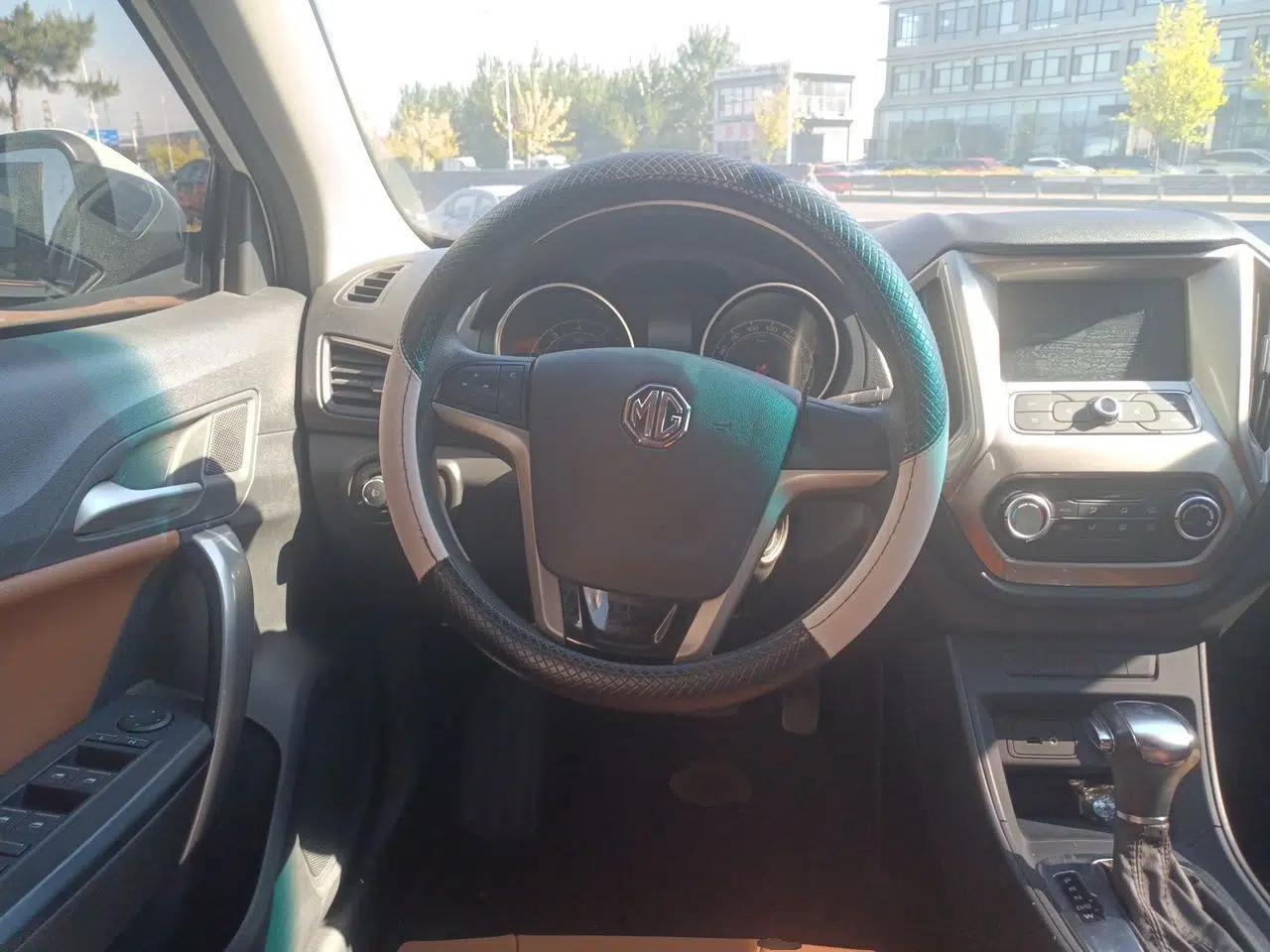 MG GT 2016 1.5L Automatic Value-Added Luxury Edition — миниатюра 11
