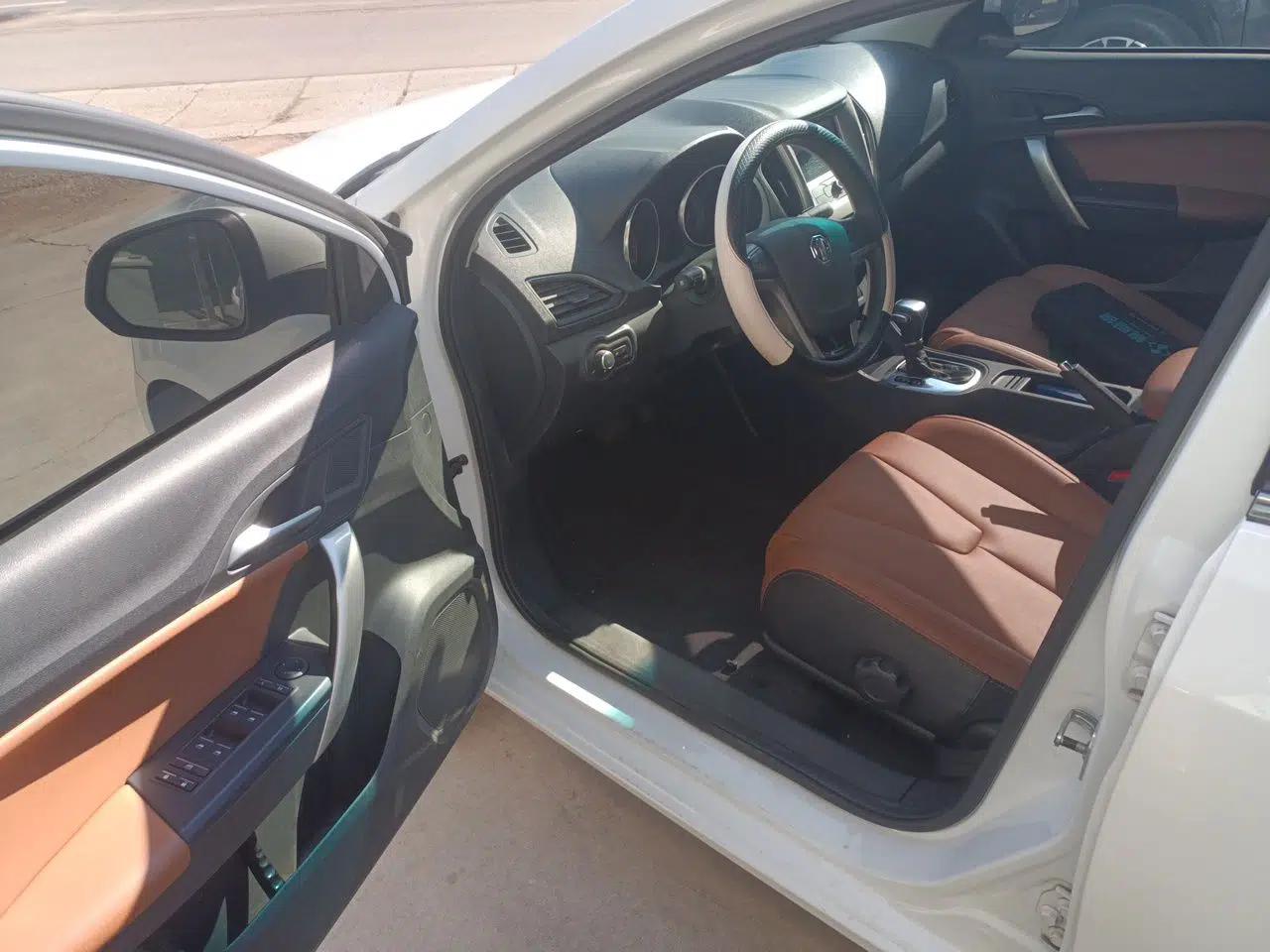 MG GT 2016 1.5L Automatic Value-Added Luxury Edition — миниатюра 17