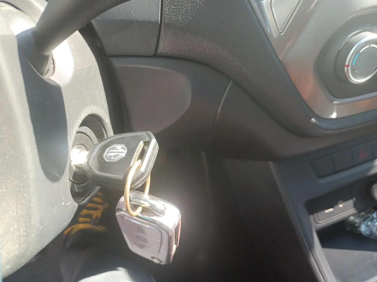 MG GT 2016 1.5L Automatic Value-Added Luxury Edition — миниатюра 9