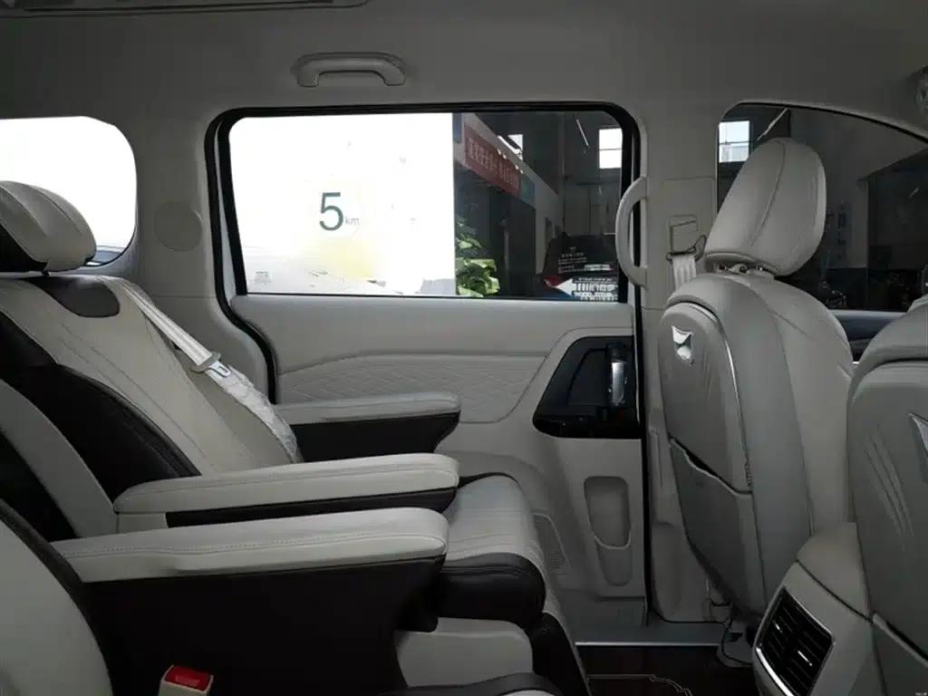 Changan Oushang Keshang 2022 1.5T Automatic Business Edition — миниатюра 12