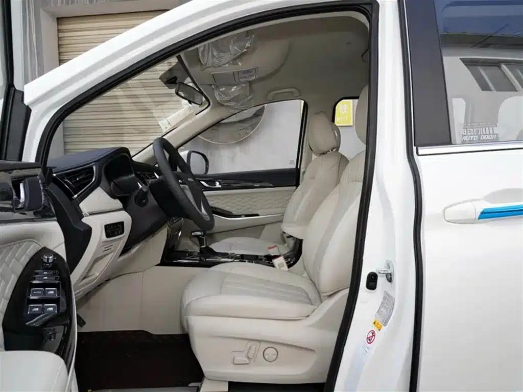 Changan Oushang Keshang 2022 1.5T Automatic Business Edition — миниатюра 13