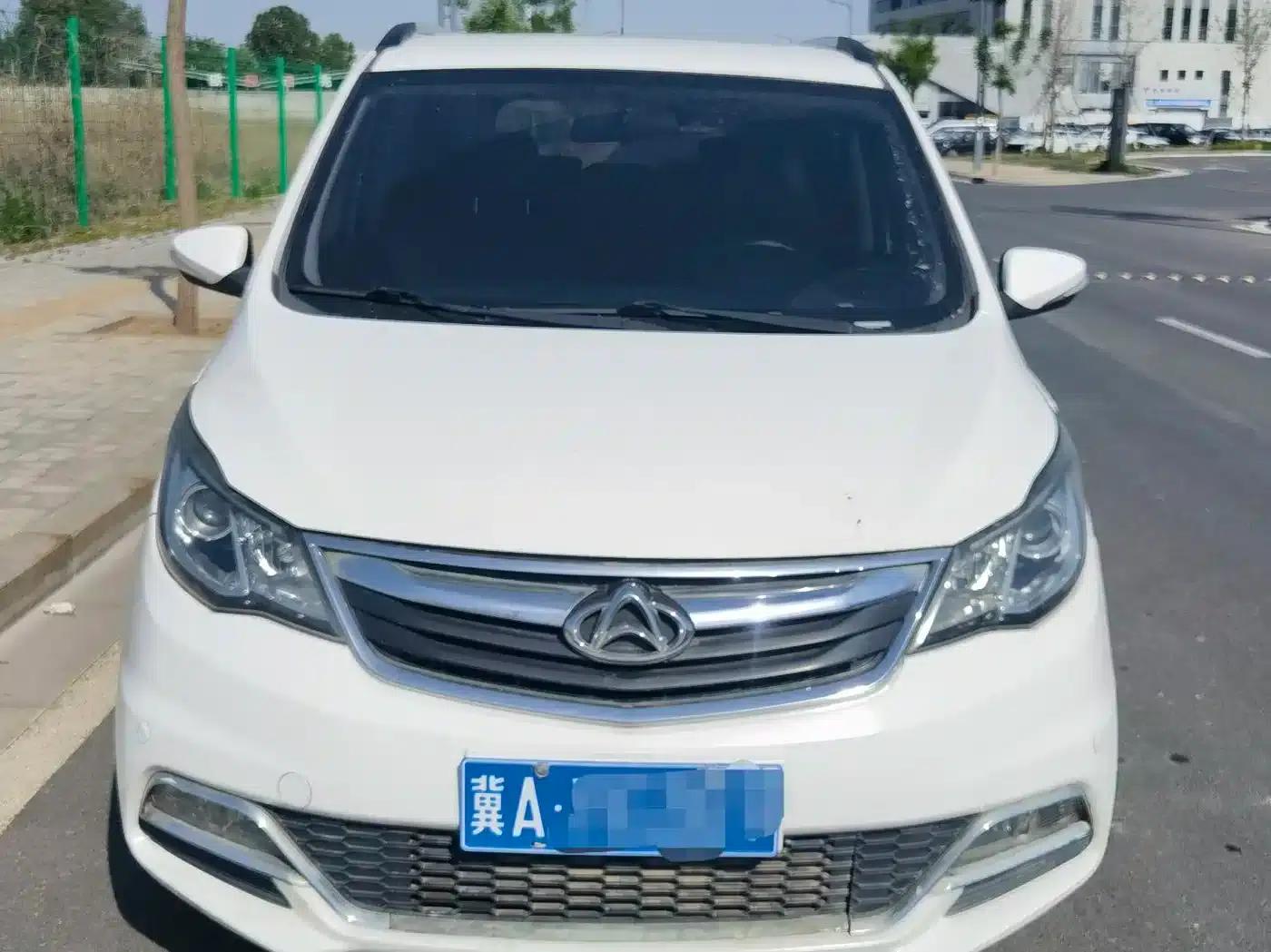 Changan Oushang A600 2016 1.5L Manual Deluxe 6-Seater — миниатюра 2