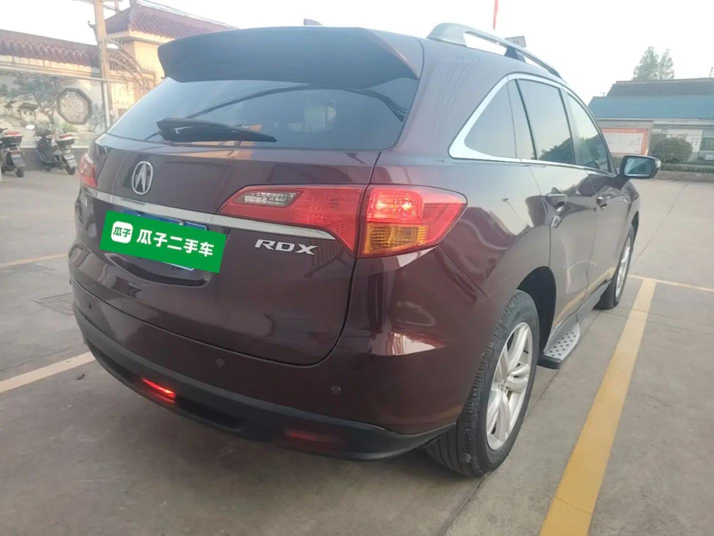 Acura RDX 2013 3.0L Two-Wheel Drive Elite Edition — миниатюра 4