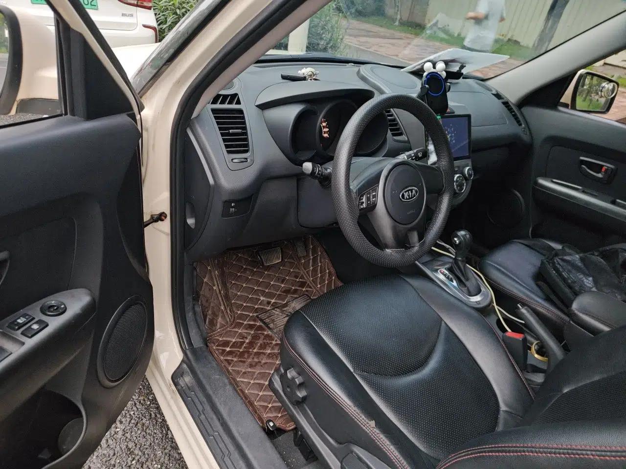 Kia Soul 2013 1.6L AT GL — миниатюра 17