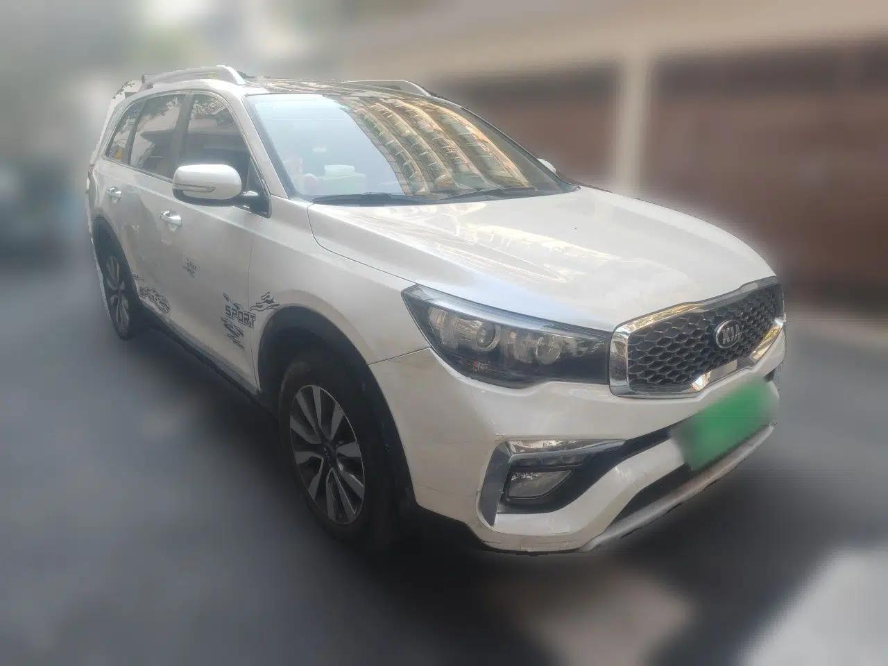 Kia KX7 2017 2.0T Automatic Two-Wheel Drive GLS 7-Seater — миниатюра 3