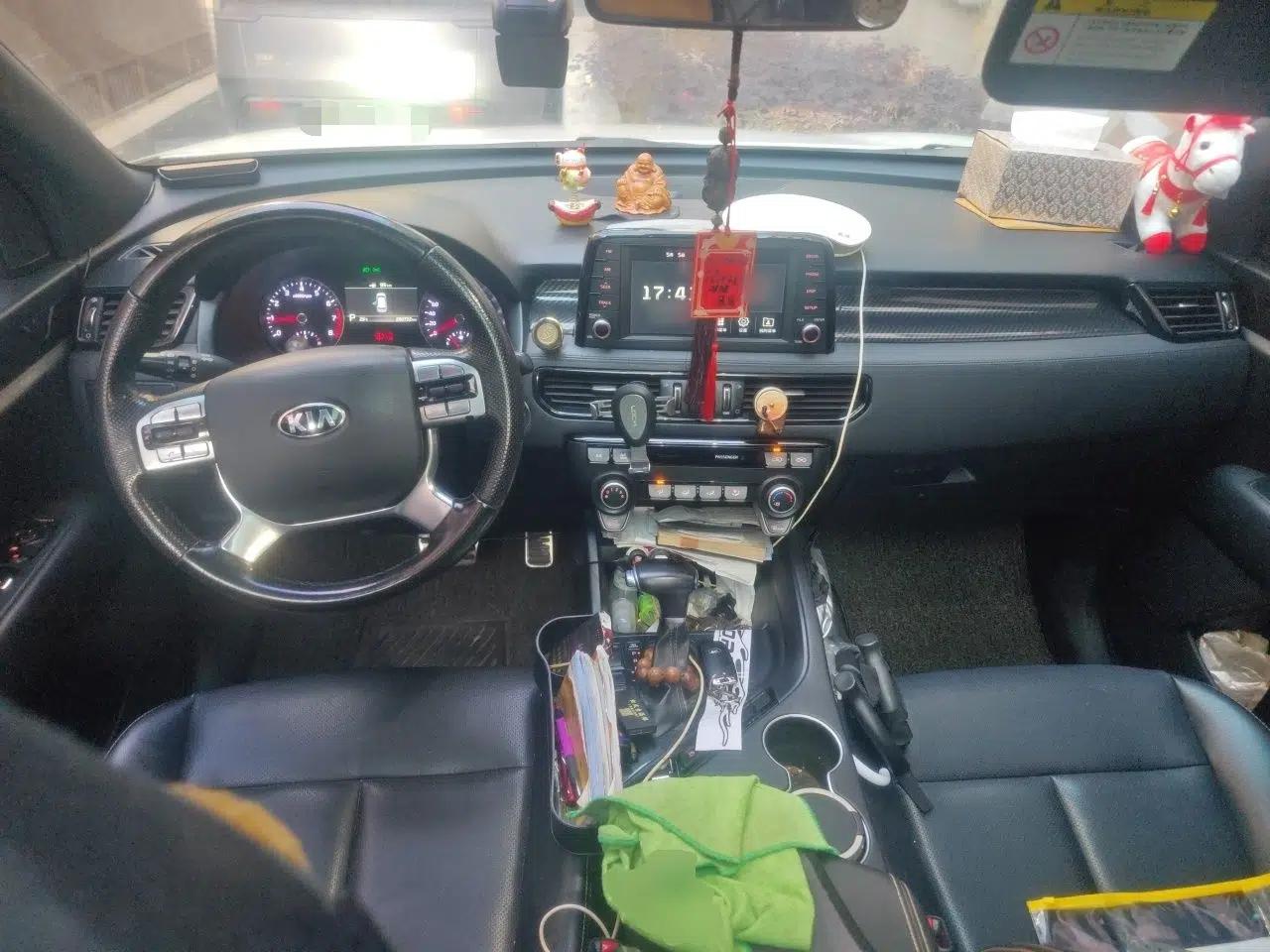 Kia KX7 2017 2.0T Automatic Two-Wheel Drive GLS 7-Seater — миниатюра 10