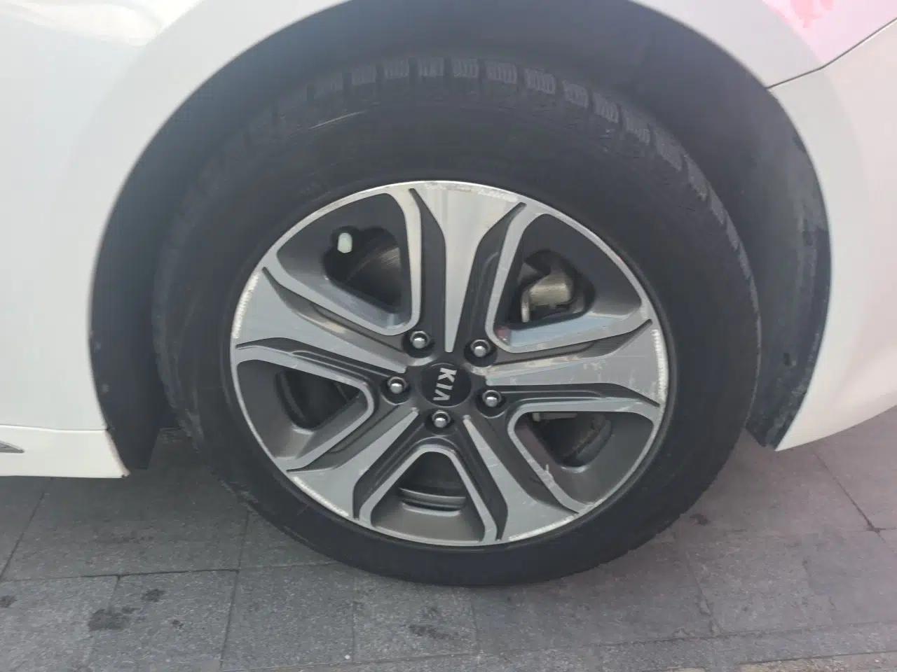 Kia K5 New Energy 2018 2.0L Smart Enjoyment Version — миниатюра 8
