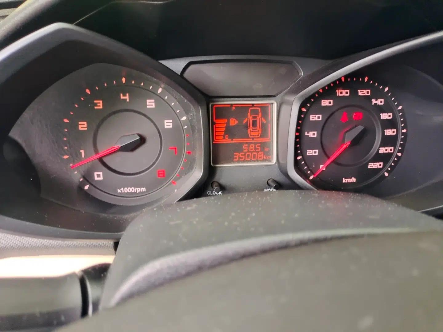 Chery Fengyun 2 2014 Hatchback 1.5L Manual New Youth Edition — миниатюра 13