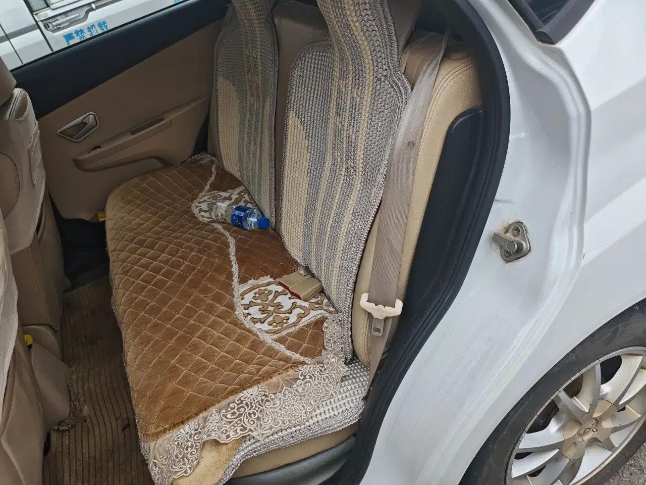 Chery Fengyun 2 2013 Hatchback 1.5L Manual Ruiyi Edition — миниатюра 18