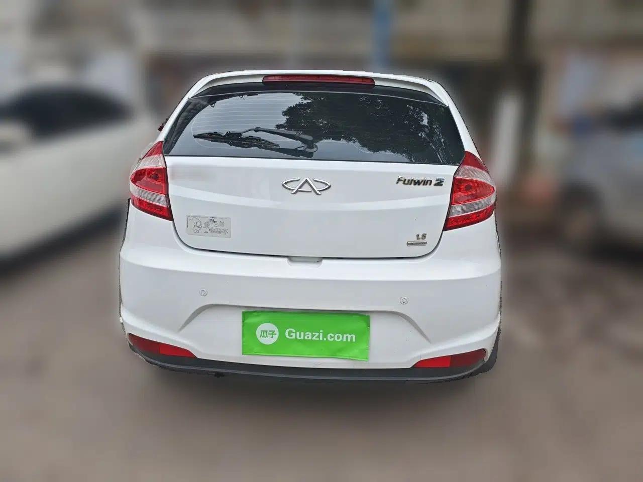 Chery Fengyun 2 2013 Hatchback 1.5L Manual Ruiyi Edition — миниатюра 5