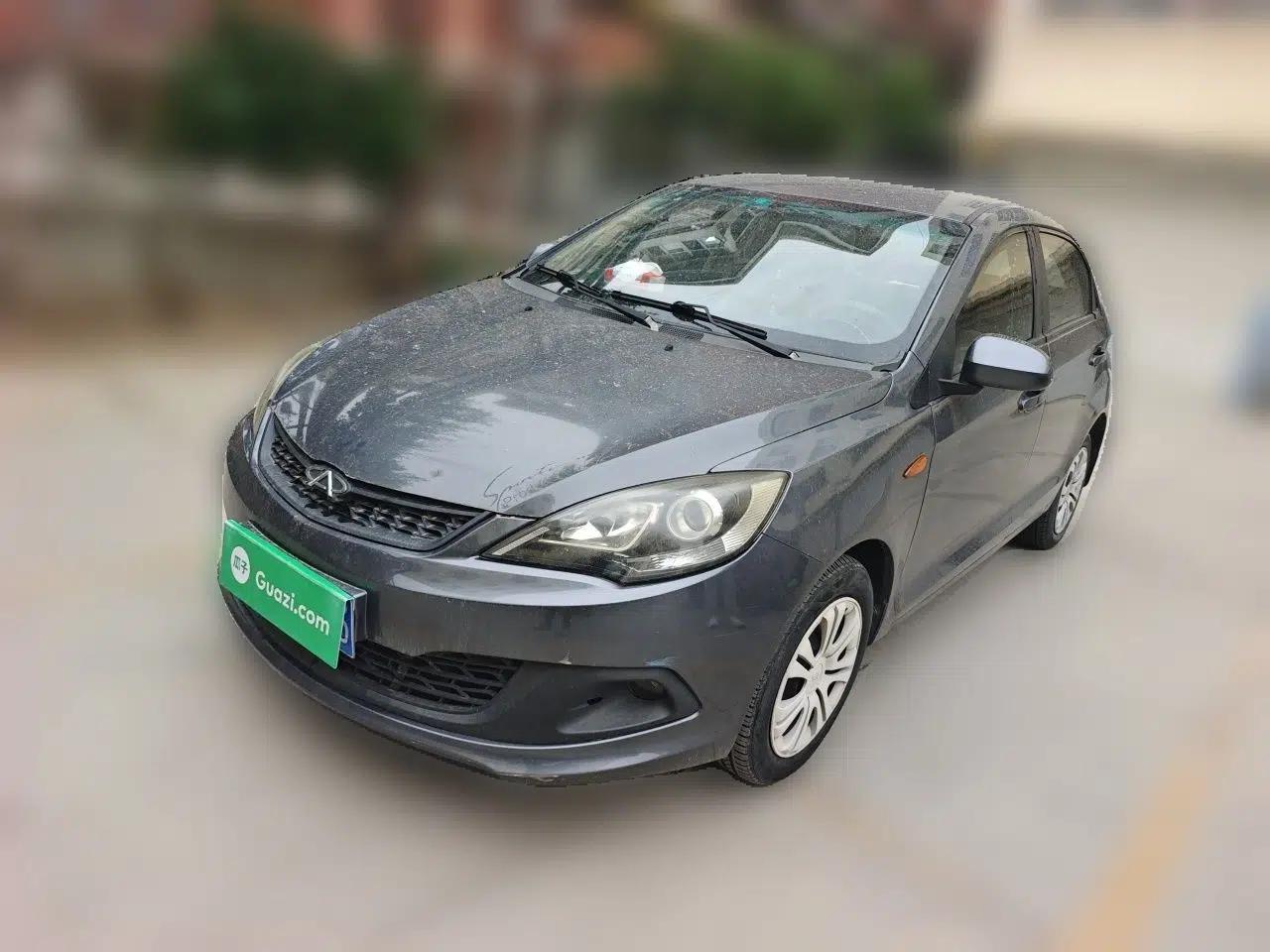 Chery Fengyun 2 2013 Hatchback 1.5L Manual Ruiyi Edition — миниатюра 1